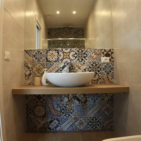 Casa Del Sole בית הארחה